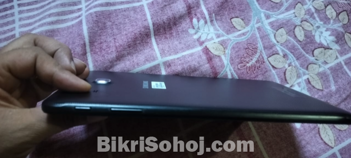 Samsung Galaxy smt561